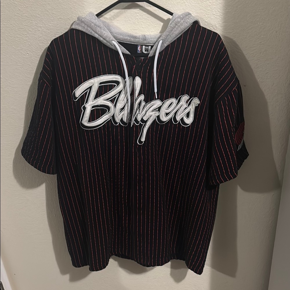 Blazers Black and Gray Hoodie Shirt